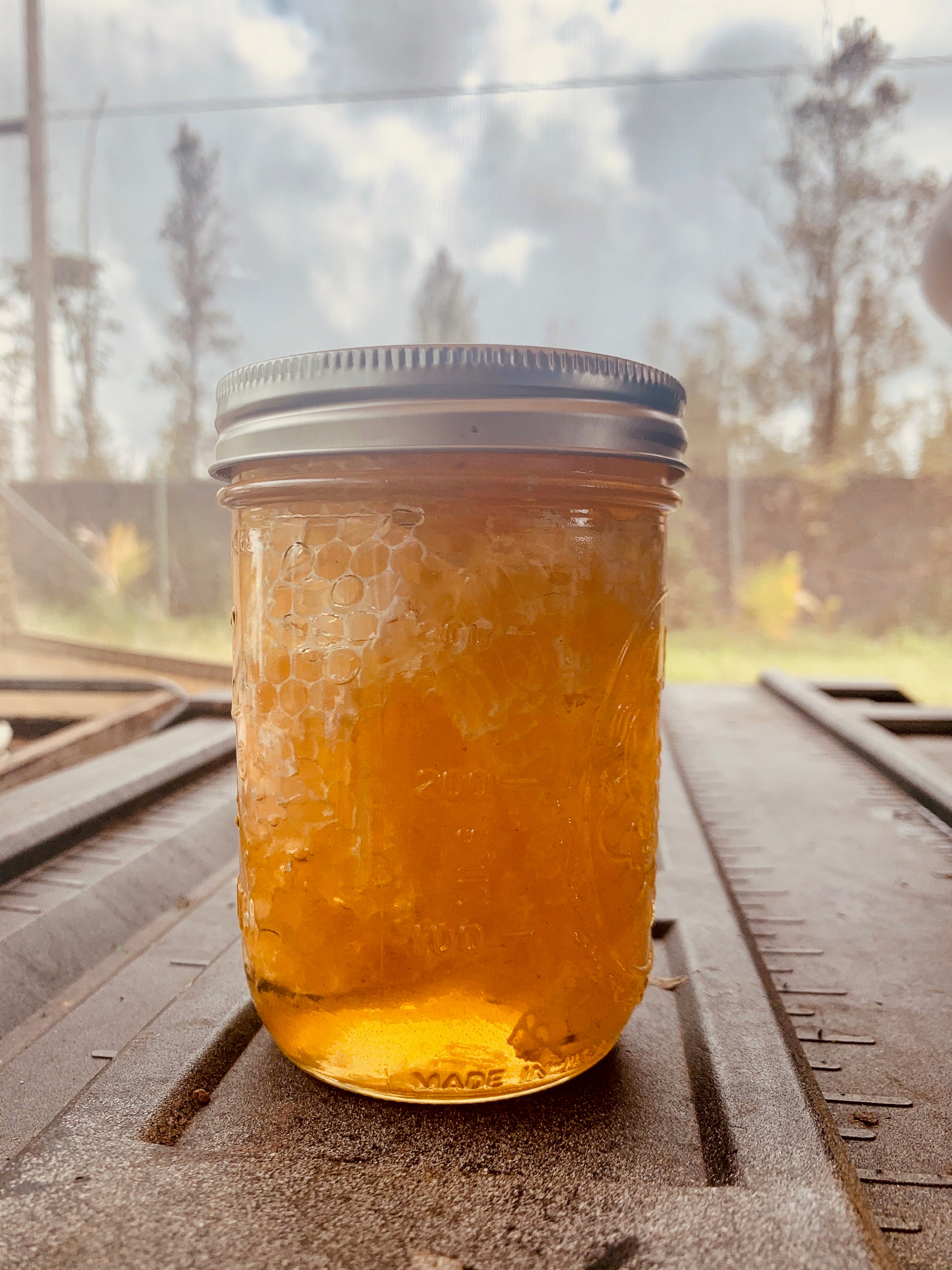 Special Honeycomb jars - Hawaiian Honey AT&S
